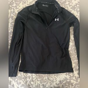 Under Armour Mens long sleeve pullover. Color is black size medium